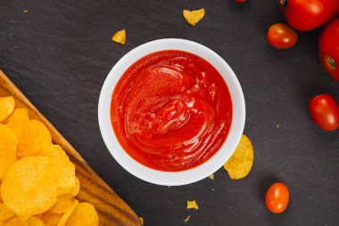 Domates sosu veya ketçap, closeup kase
