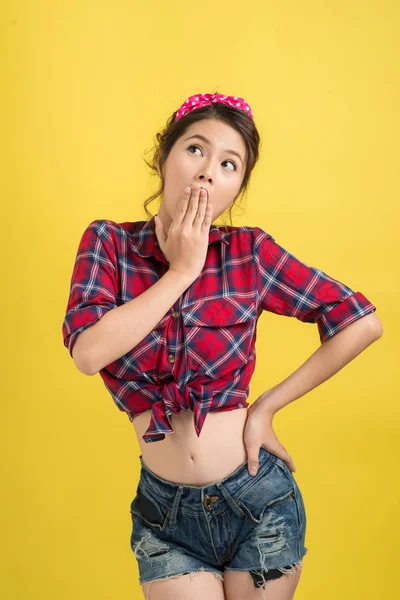 Young Surprised Asian Woman Pin Makeup Retro Style — Stock Photo, Image