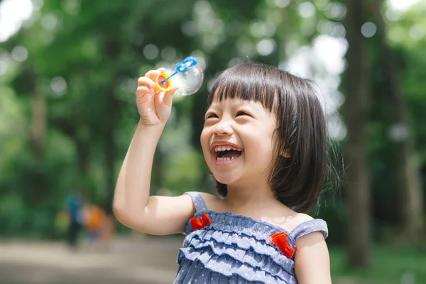 Retrato Aire Libre Linda Niña — Foto de Stock