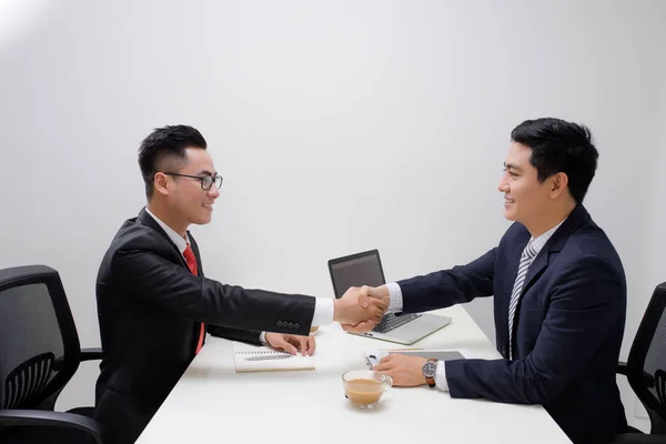 Two Men Handshake Office — Stock Photo, Image