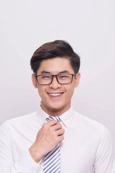 Guapo Joven Asiático Negocios Hombre Sonriendo — Foto de Stock