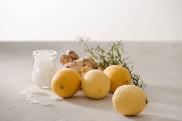 Detox Lemon Ginger Água Com Alecrim — Fotografia de Stock