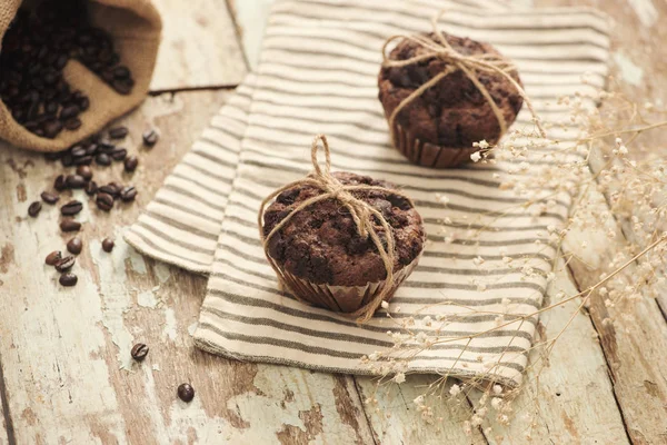 Delicioso Muffin Chocolate Casero Mesa Listo Para Comer —  Fotos de Stock