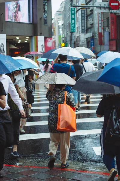 Taipei City Taiwan June 2018 Crowded Street People Umbrellas Heavy — Stock Photo, Image