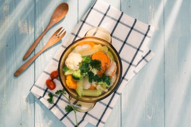 Cam Aranjman peçeteye çeşitli sebze yakın çekim