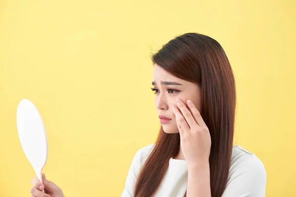 Young Woman Squeeze Her Acne Front Mirror — Stock Photo, Image