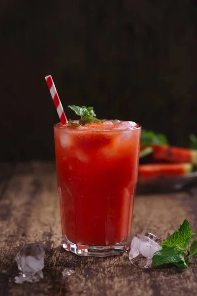 stock image Refreshing summer watermelon juice in glasses with slices of watermelon