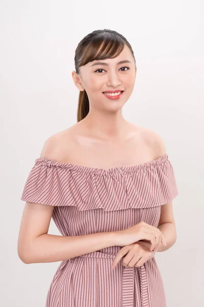 Bela Jovem Mulher Asiática Com Pele Impecável Cabelo Longo — Fotografia de Stock