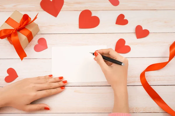 Handgemachte Liebeskarte Zum Valentinstag Auf Holzgrund — Stockfoto