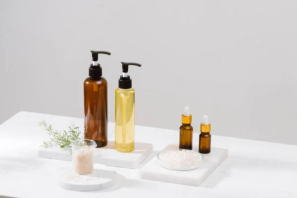 Spa Kit Shampoo Soap Bar Liquid Shower Gel Aromatherapy Salt — Stock Photo, Image