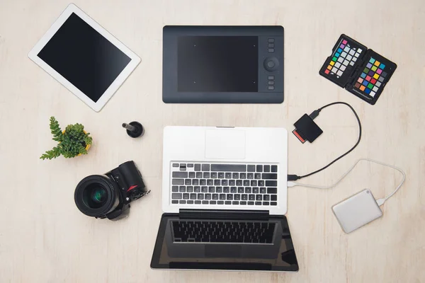 Top View Photographer Supplies Table Wood Textures — Stock Photo, Image