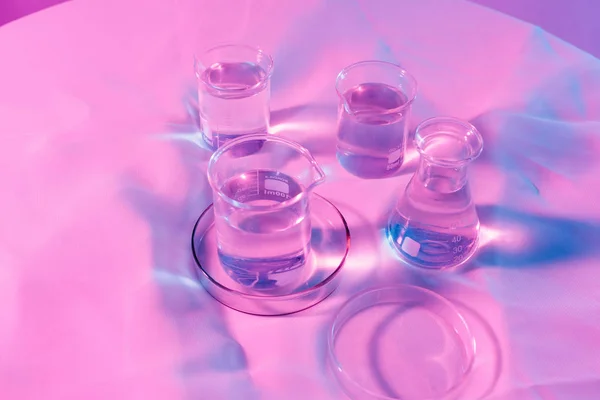 Vidros Científicos Para Química Pesquisa Laboratorial — Fotografia de Stock