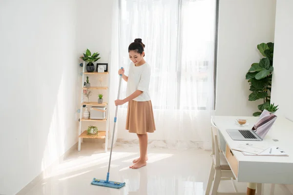 Young Asian Woman Doing Cleaning Home Office — Stock Photo, Image