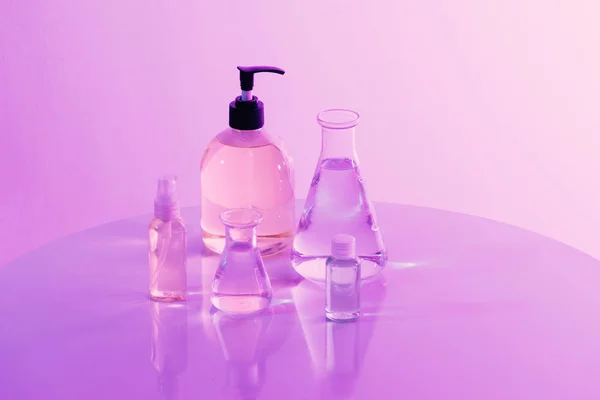 Forskarna Använder Glas Laboratorier Forskning Kosmetika Och Energi — Stockfoto