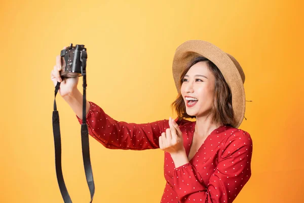 Happy Pretty Woman Take Selfie Picture Camera Orange Background Asian — Stock Photo, Image