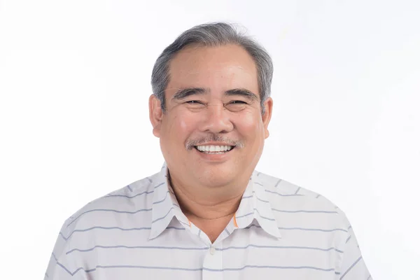 Porträtt Glad Asiatisk Senior Man Ler Isolerad Vitt — Stockfoto