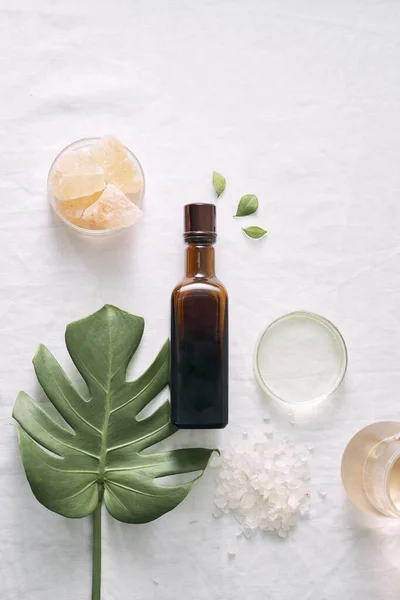 Cosmetische Aard Huidverzorging Etherische Olie Aromatherapie Organic Natuurwetenschappen Schoonheid Product — Stockfoto
