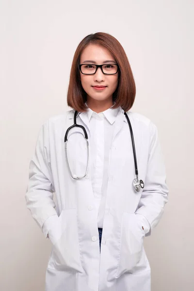 Retrato Atraente Jovem Mulher Ásia Médico Branco Casaco — Fotografia de Stock