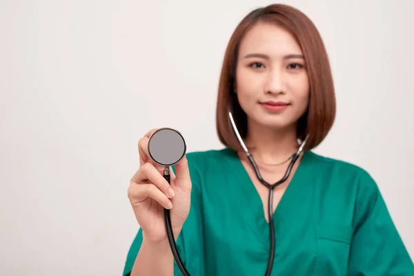 アジアの若い看護師の肖像 — ストック写真