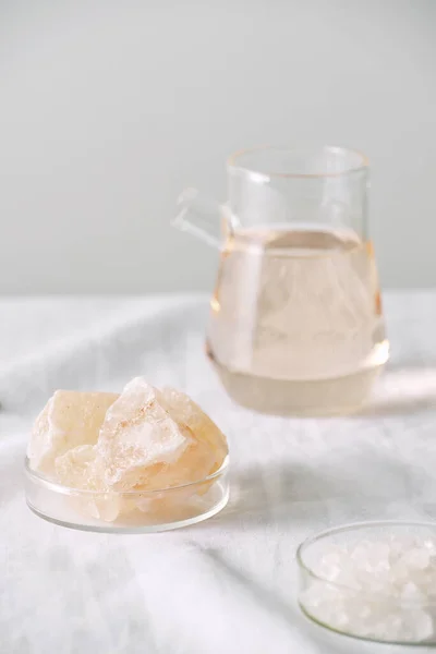 Aromaterapi Små Glasflaskor Med Kosmetiska Oljor Badsalt — Stockfoto