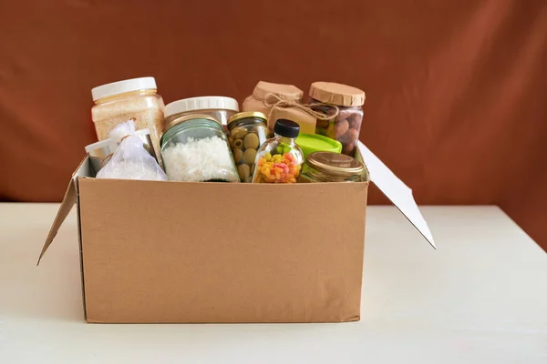 Scatola Donazione Piena Diversi Prodotti Tavola — Foto Stock