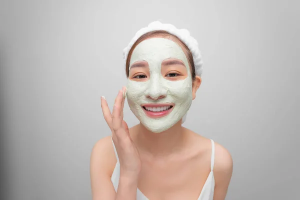 Spa Adolescente Menina Asiática Aplicando Máscara Barro Facial Tratamentos Beleza — Fotografia de Stock