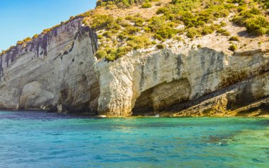 Mavi mağara. Doğal Simgesel Yapı adasının Zakynthos, Yunanistan.