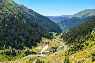 Romanya'da bulunan Transfagarasan dağ yolu.