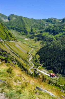 Romanya'da bulunan Transfagarasan dağ yolu.