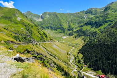 Romanya'da bulunan Transfagarasan dağ yolu.