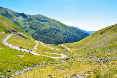 Romanya'da bulunan Transfagarasan dağ yolu.