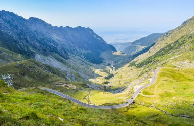 Romanya'da bulunan Transfagarasan dağ yolu.