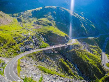 Romanya'da bulunan Transfagarasan dağ yolu.