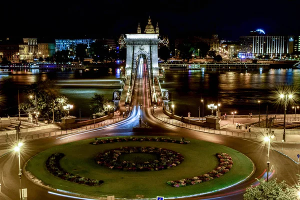 Bela Paisagem Urbana Noturna Ponte Chain Budapeste — Fotografia de Stock