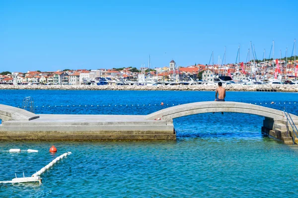 Het stadsbeeld van Vodice. — Stockfoto