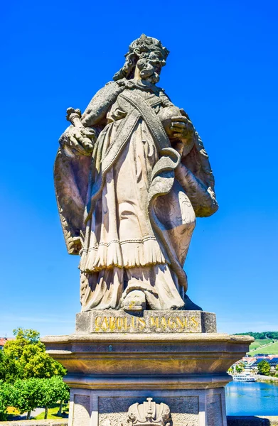 Вурцбург Германия Июля 2019 Года Статуи Каролуса Магнуса Старом Главном — стоковое фото