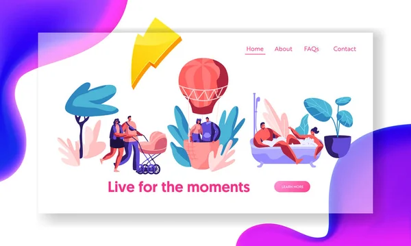 Life for Happy Moment Landing Page. Hombre y mujer se bañan con burbuja. Amor pareja volar aire globo en cielo. Caminar en familia con bebé cochecito. Sitio web o página web. Ilustración plana del vector de la historieta — Archivo Imágenes Vectoriales