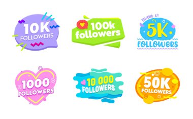 Sosyal Medya Şablonları ve Öğeleri Kümesi. Afiş ve Dekorasyon Internet Ağları için. 1k, 5k, 10k, 50k, 100k Takipçileri Tebrik Yazı, Sticker, Simge Karikatür Düz Vektör İllüstrasyon Teşekkür Ederiz