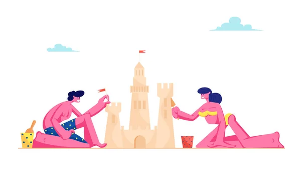 Jeune couple amoureux ayant des loisirs sur Sandy Beach Building Sand Castle à Tropical Island Seaside. Homme et femme en maillot de bain sur Resort Coast Line Vacances d'été Dessin animé Illustration vectorielle plate — Image vectorielle