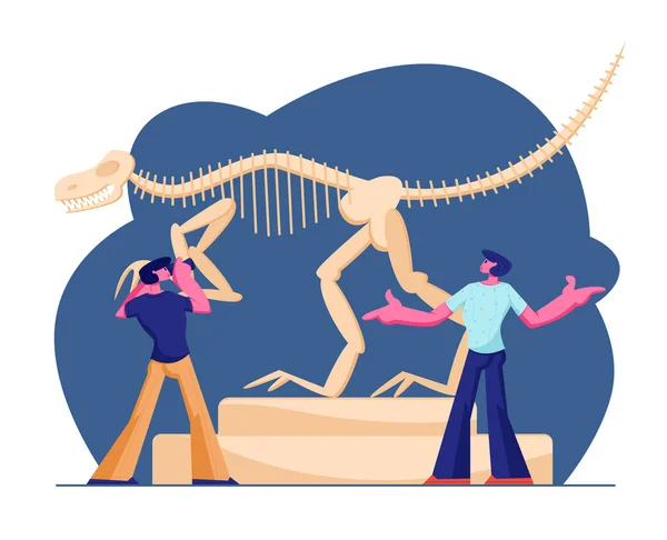 고생물학 박물관을 방문하는 두 남자, 박물관 전시회에서 거대한 티라노사우루스 렉스 뼈 똑바로 골격의 사진을 만들기. 공룡 고고학 전시회. 만화 플랫 벡터 일러스트 — 스톡 벡터