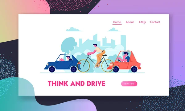 Página de aterrissagem do Web site do tráfego da cidade, povos que dirigem o transporte diferente como carros e bicicleta na estrada, no ciclo e nos automóveis no fundo do cityscape, página da Web. Desenhos animados Flat Vector Ilustração, Banner —  Vetores de Stock