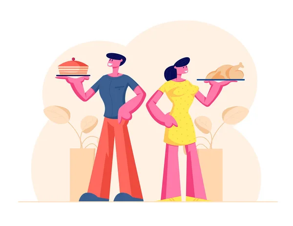 Casal feliz de personagens masculinos e femininos segurando bandejas com Home Food Bakery Bolo e frango frito. Marido e Mulher Convidando Convidados para Festa ou Evento Familiar. Desenhos animados ilustração vetorial plana —  Vetores de Stock