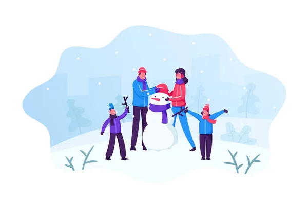 Famille heureuse de parents avec des enfants faisant bonhomme de neige drôle sur fond de paysage enneigé. Activité de plein air en hiver. Les gens qui jouent pendant les vacances de Noël. Illustration vectorielle plate de bande dessinée — Image vectorielle