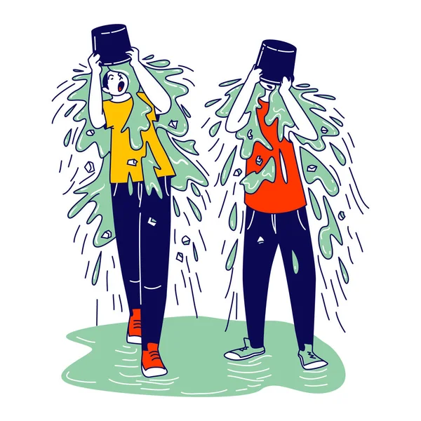 若い人たちは、頭の上に氷の水バケツを置くぬれた屋外サポートインターネットウイルスインターネットチャレンジ — ストックベクタ