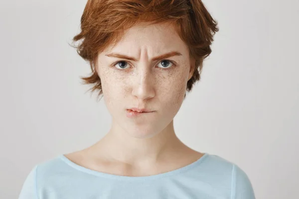 Angry redhead sucks Clitoris girls feet