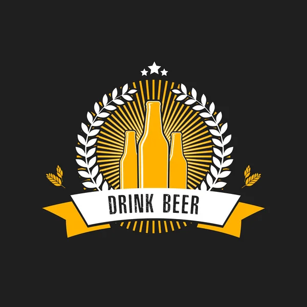 Modelo de design de logotipo de cerveja — Vetor de Stock
