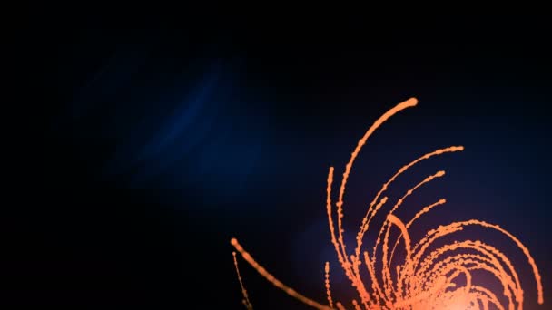 Abstrakte Spiralförmige Wachsende Teilchen Erstaunliche Bewegungsgrafik Hintergrund Zeigt Goldfarbene Glühende — Stockvideo