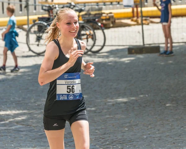 Regensburg Baviera Alemanha Maio 2018 Participante Maratona Regensburg 2018 Antiga — Fotografia de Stock