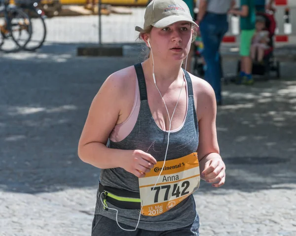 Regensburg Baviera Alemanha Maio 2018 Participante Maratona Regensburg 2018 Antiga — Fotografia de Stock