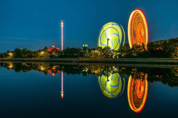 Vista Nocturna Del Maidult Con Noria Ratisbona Alemania — Foto de Stock